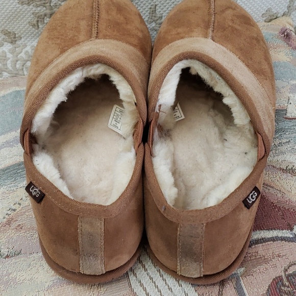 UGG Leisure Slip On Men\'s Suede Sheepskin Slipper Tan, Size 10 main image 8